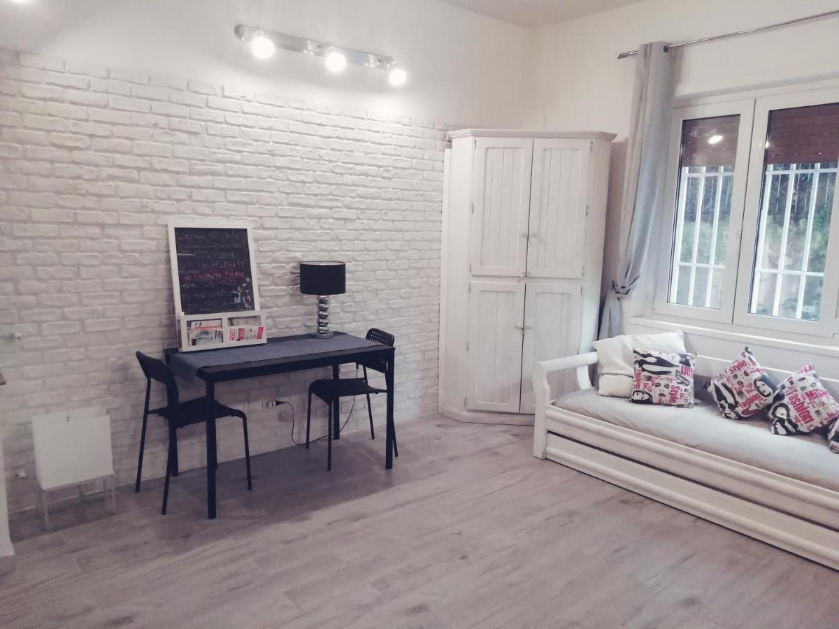 White Apartment Rome Buitenkant foto
