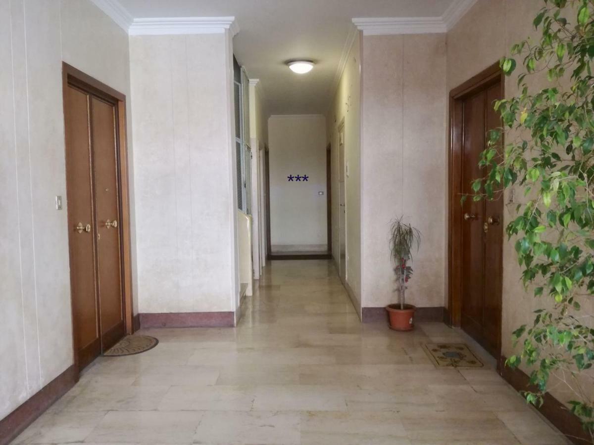 White Apartment Rome Buitenkant foto